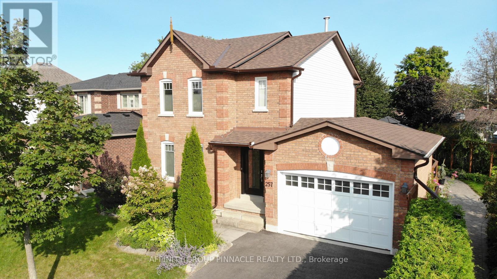 257 St Joseph Road, Kawartha Lakes, Ontario  K9V 6E3 - Photo 2 - X12125153
