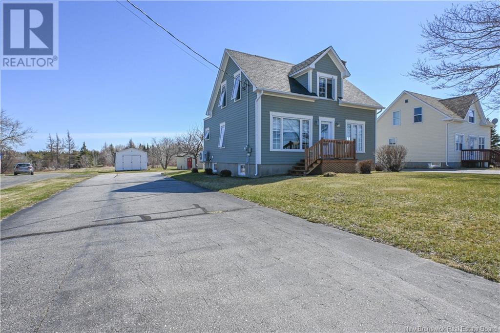 Property at 336 Saint-Pierre E. Boulevard image 2