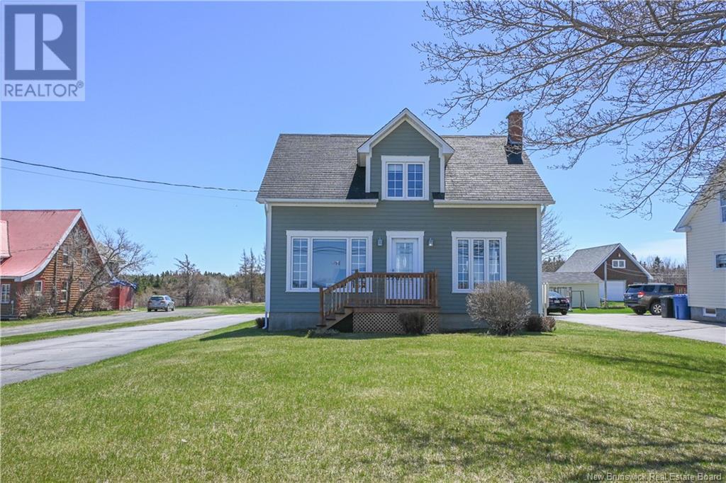 Property at 336 Saint-Pierre E. Boulevard image 4