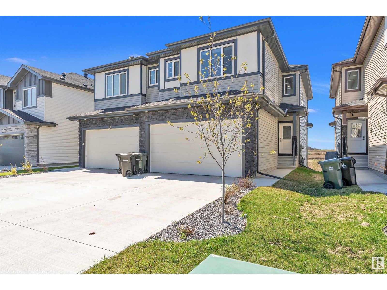 Property at 52 AMBERLEY BA image 5