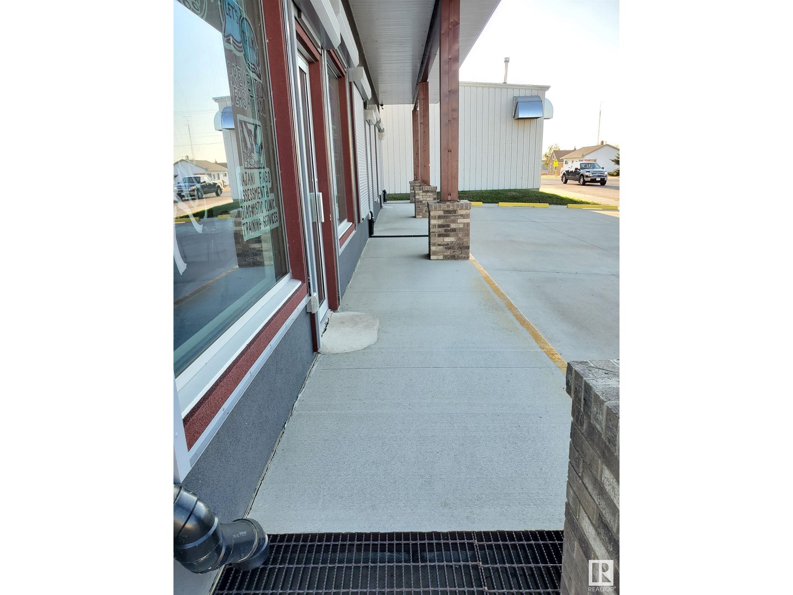 10117 102 Av, Lac La Biche, Alberta  T0O 2C0 - Photo 4 - E4434558