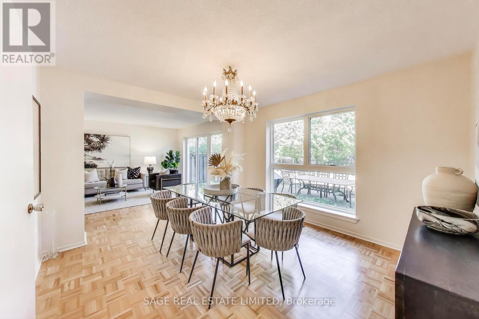 26 Crimson Millway, Toronto, Ontario  M2L 1T6 - Photo 8 - C12117399