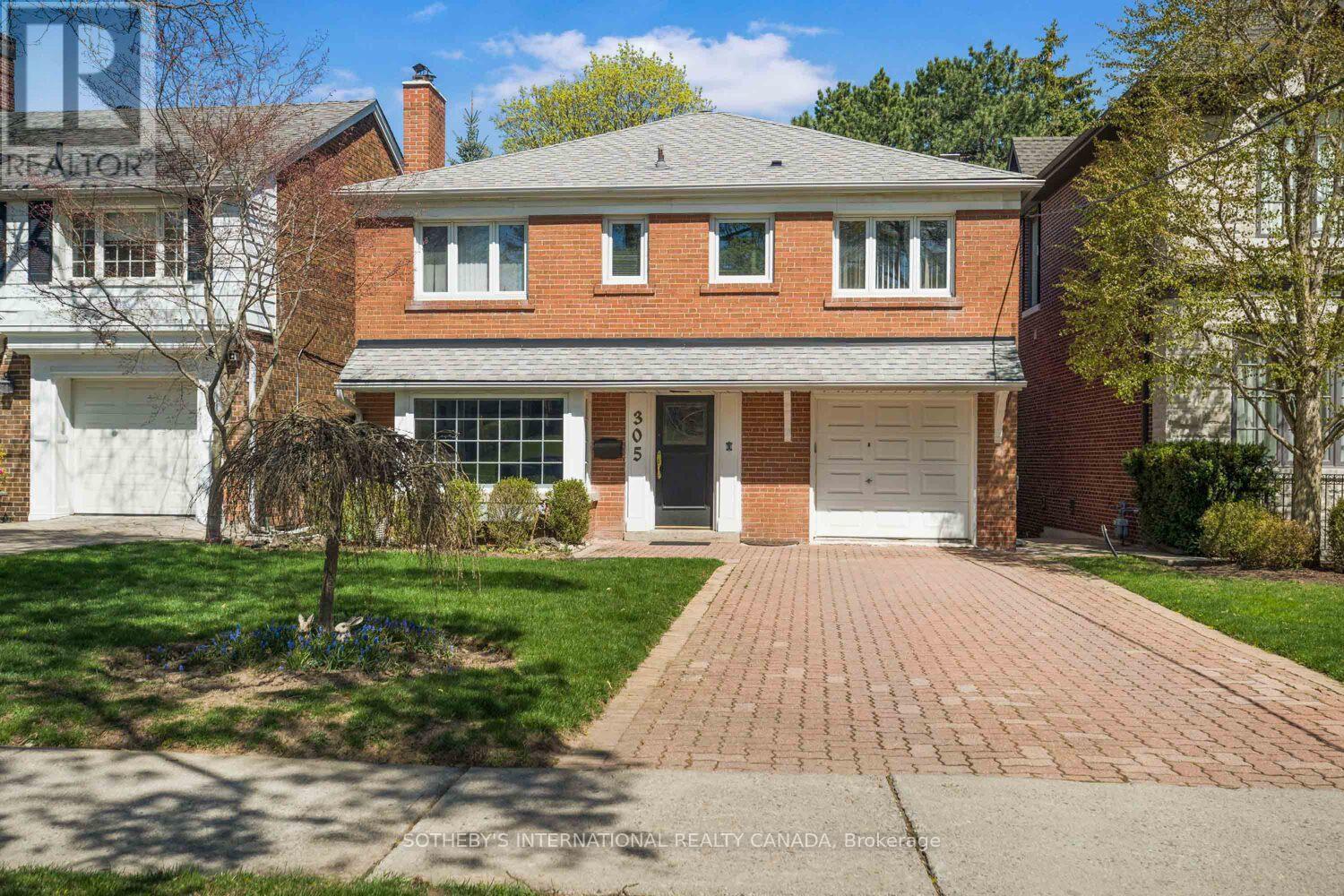 305 BESSBOROUGH DRIVE, Toronto, Ontario