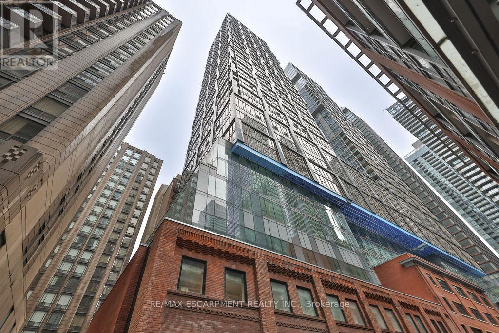325 - 15 Mercer Street, Toronto, Ontario  M5V 1H2 - Photo 1 - C12125063