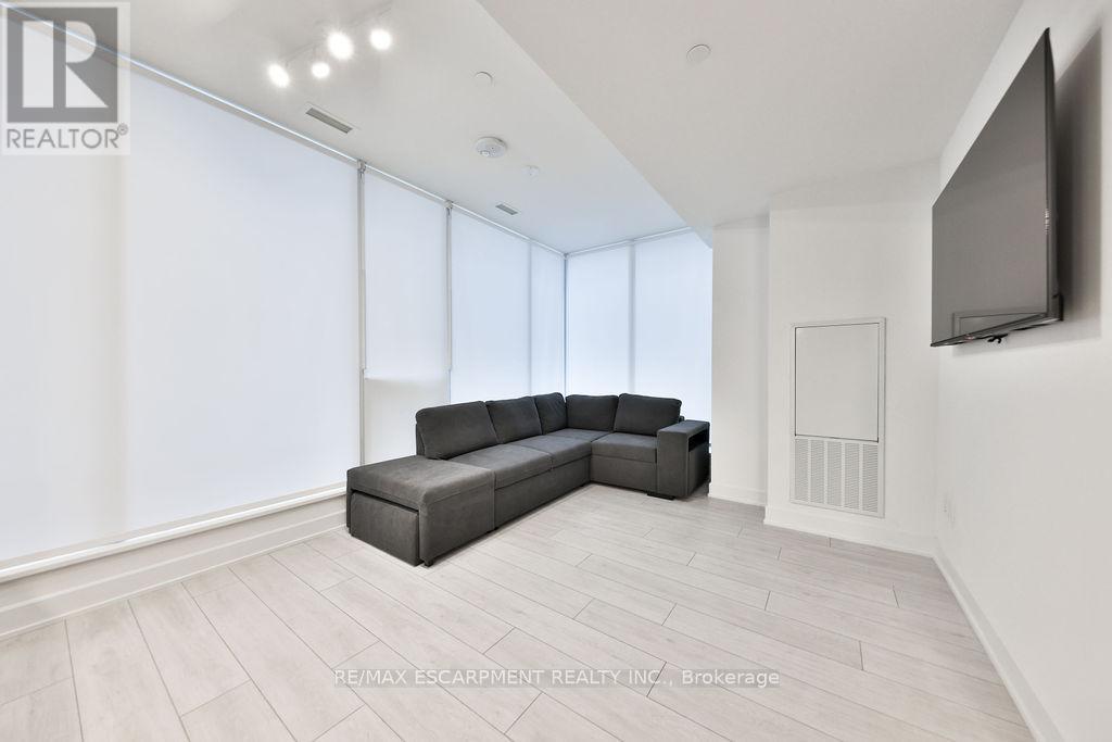 325 - 15 Mercer Street, Toronto, Ontario  M5V 1H2 - Photo 16 - C12125063