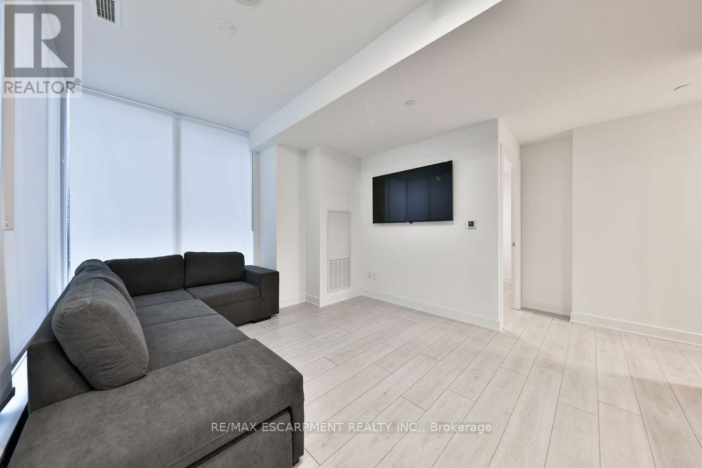 325 - 15 Mercer Street, Toronto, Ontario  M5V 1H2 - Photo 17 - C12125063