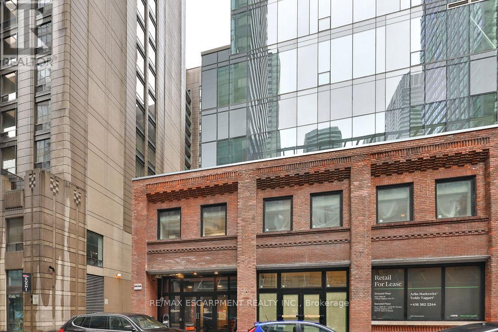 325 - 15 Mercer Street, Toronto, Ontario  M5V 1H2 - Photo 2 - C12125063