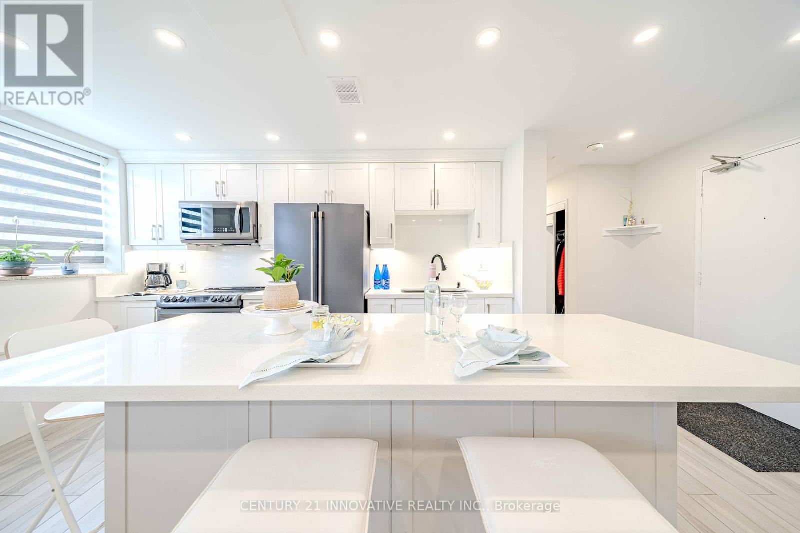 101 - 219 Wilson Avenue, Toronto (Bedford Park-Nortown), Ontario  M5M 3B2 - Photo 11 - C12125094