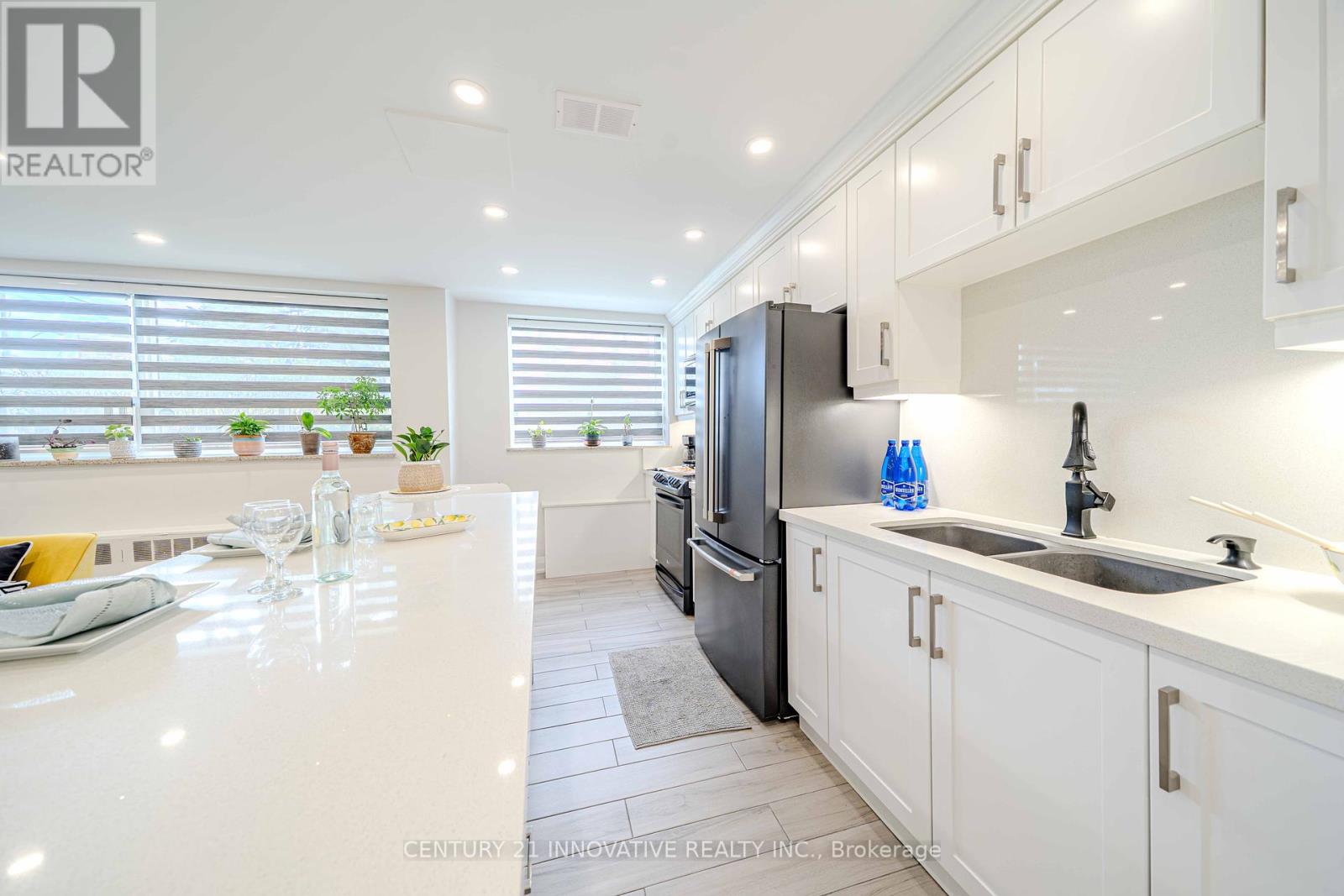 101 - 219 Wilson Avenue, Toronto (Bedford Park-Nortown), Ontario  M5M 3B2 - Photo 17 - C12125094
