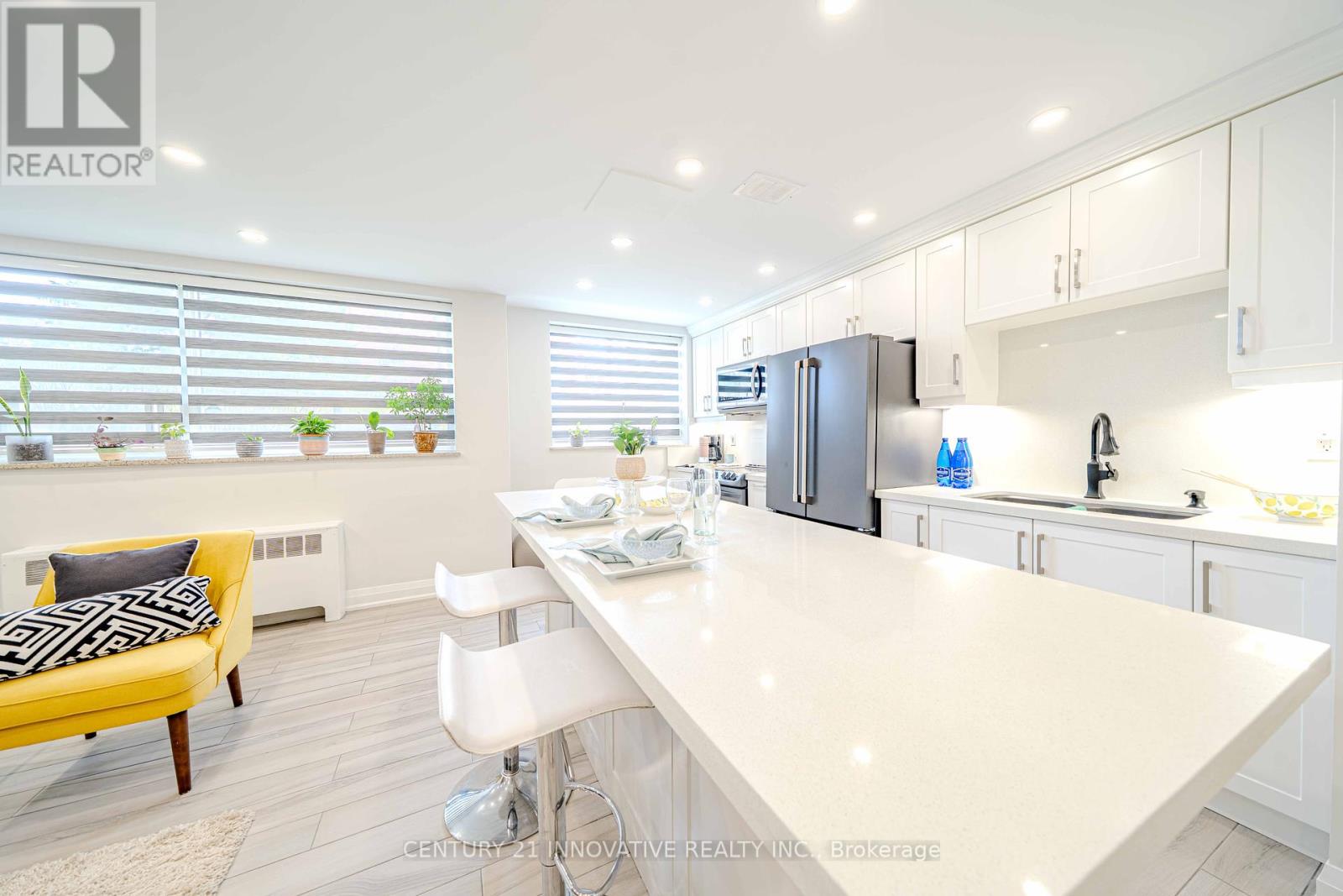 101 - 219 Wilson Avenue, Toronto, Ontario  M5M 3B2 - Photo 23 - C12125094