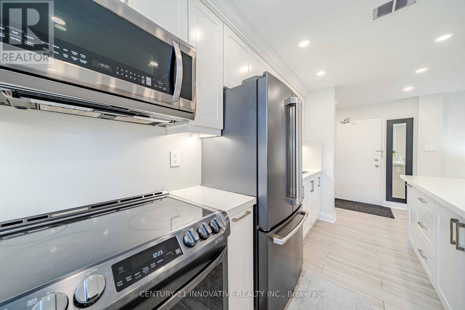 101 - 219 Wilson Avenue, Toronto, Ontario  M5M 3B2 - Photo 28 - C12125094