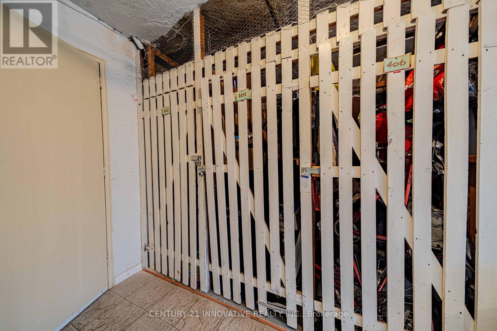 101 - 219 Wilson Avenue, Toronto (Bedford Park-Nortown), Ontario  M5M 3B2 - Photo 34 - C12125094