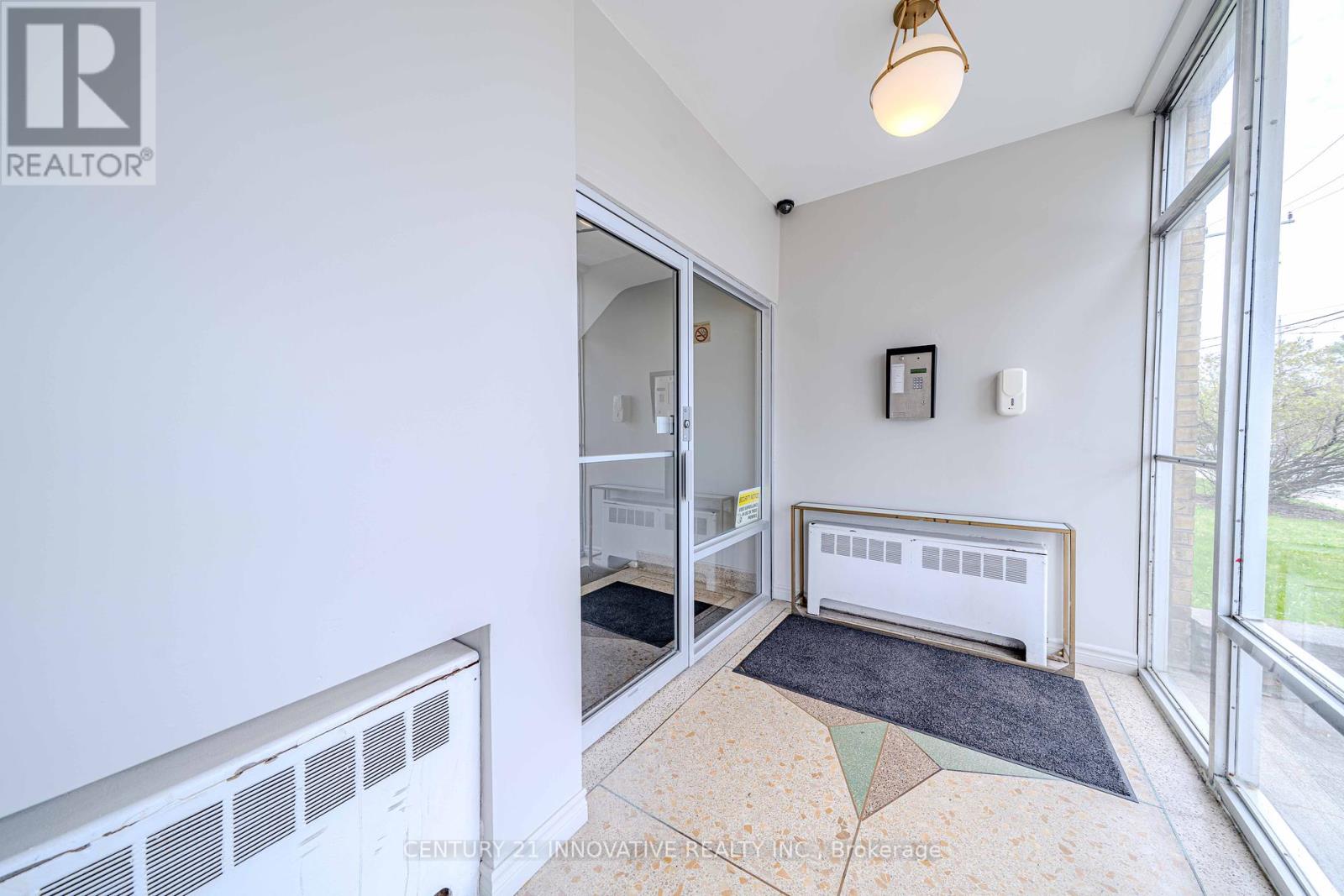 101 - 219 Wilson Avenue, Toronto, Ontario  M5M 3B2 - Photo 8 - C12125094
