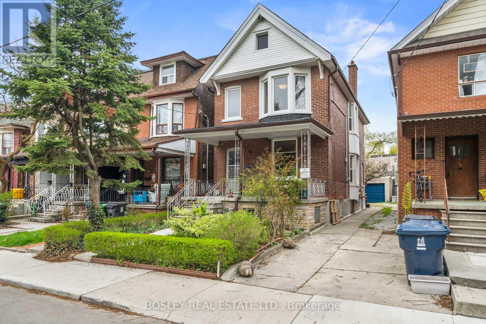 218 Montrose Avenue, Toronto, Ontario  M6G 3G7 - Photo 29 - C12125103