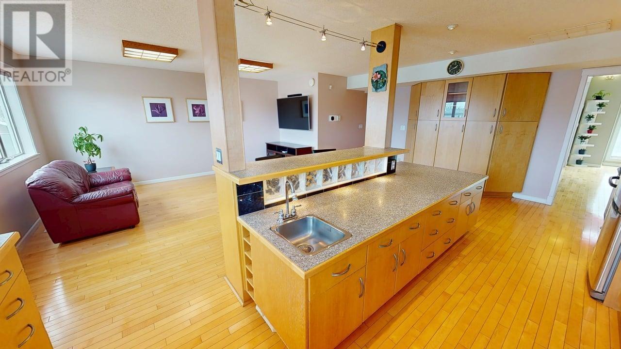 9808 114 Avenue, Fort St. John, British Columbia  V1J 6L6 - Photo 9 - R2998026