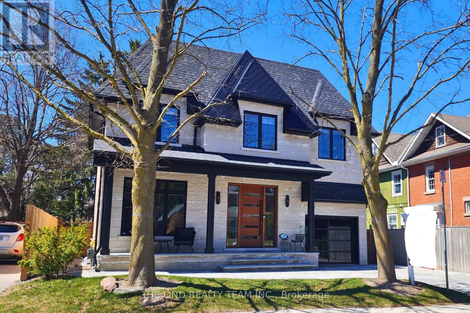 140 TEMPERANCE STREET, Aurora, Ontario