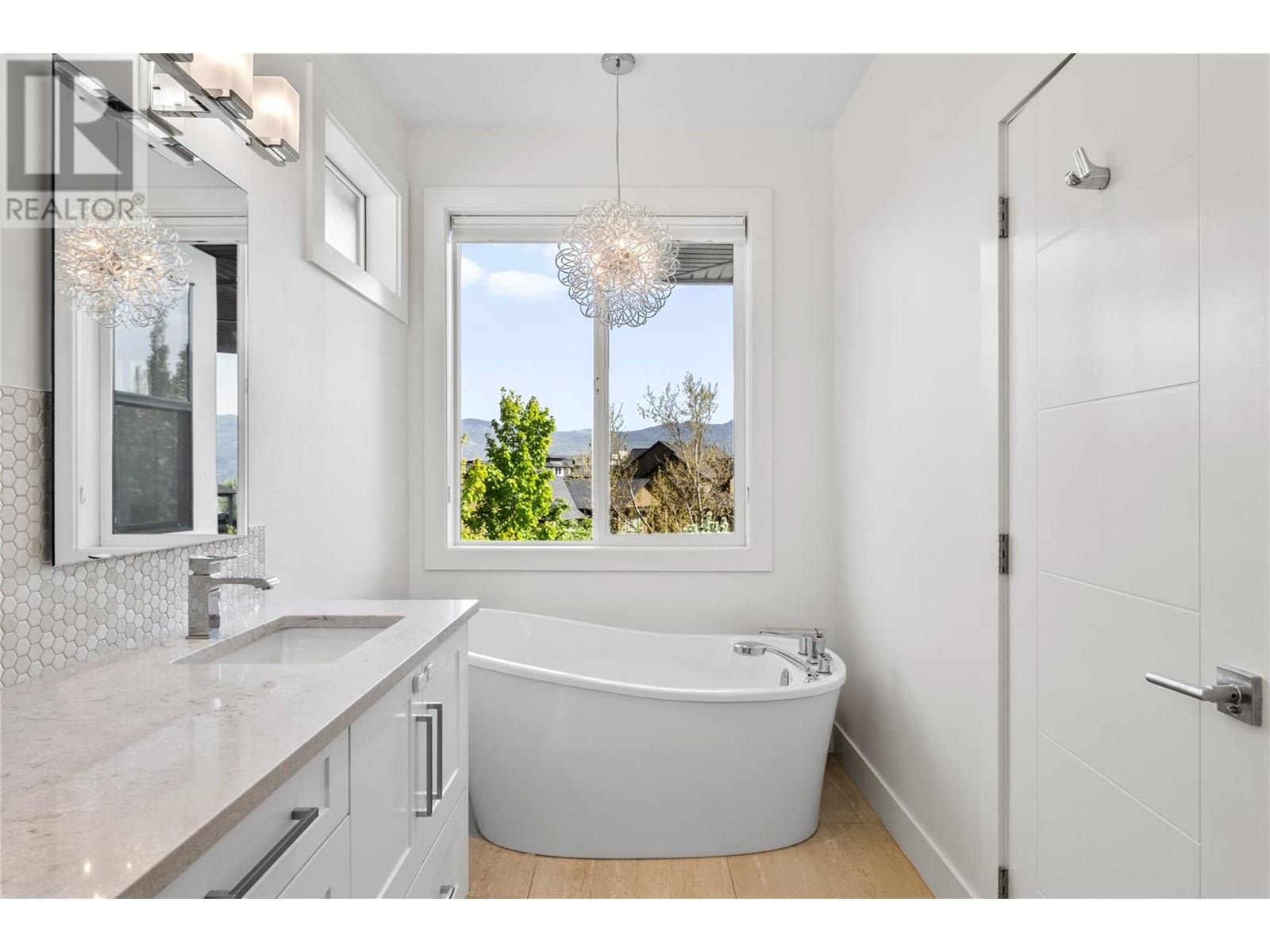 3374 Vineyard View Drive, West Kelowna, British Columbia  V4T 3M3 - Photo 28 - 10341075
