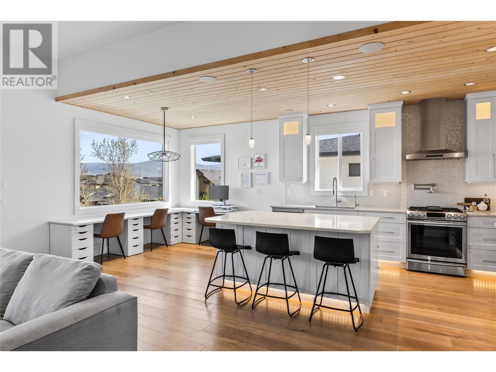 3374 Vineyard View Drive, West Kelowna, British Columbia  V4T 3M3 - Photo 9 - 10341075