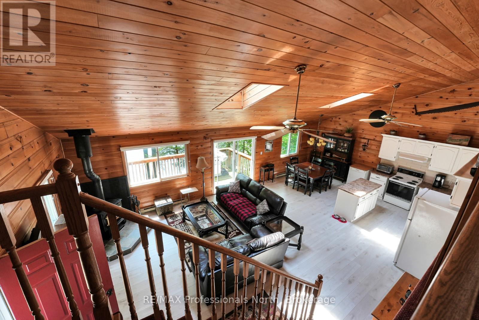 1847 Chandler Drive, Dysart Et Al, Ontario  K0M 1S0 - Photo 17 - X12125181