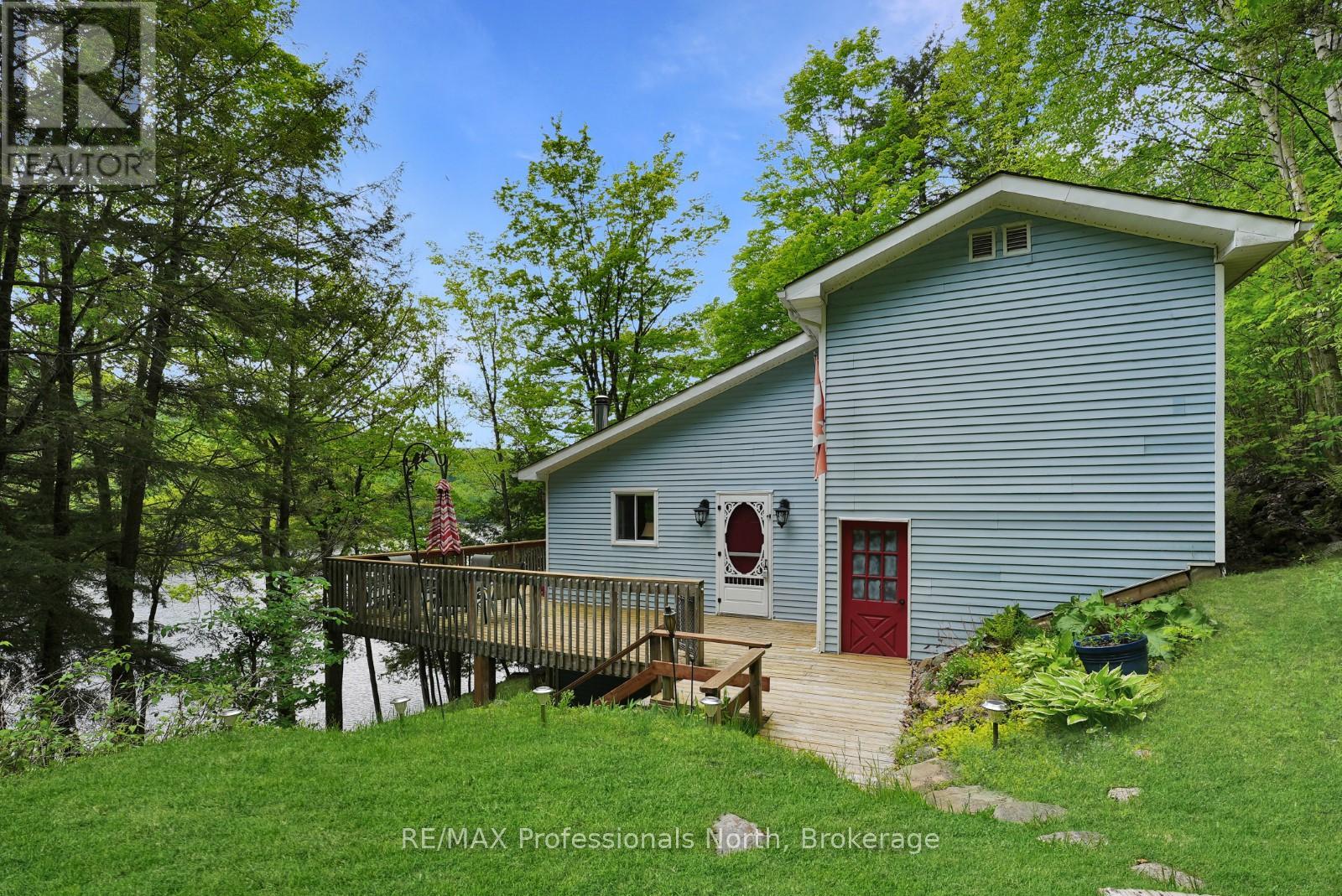 1847 Chandler Drive, Dysart Et Al, Ontario  K0M 1S0 - Photo 28 - X12125181