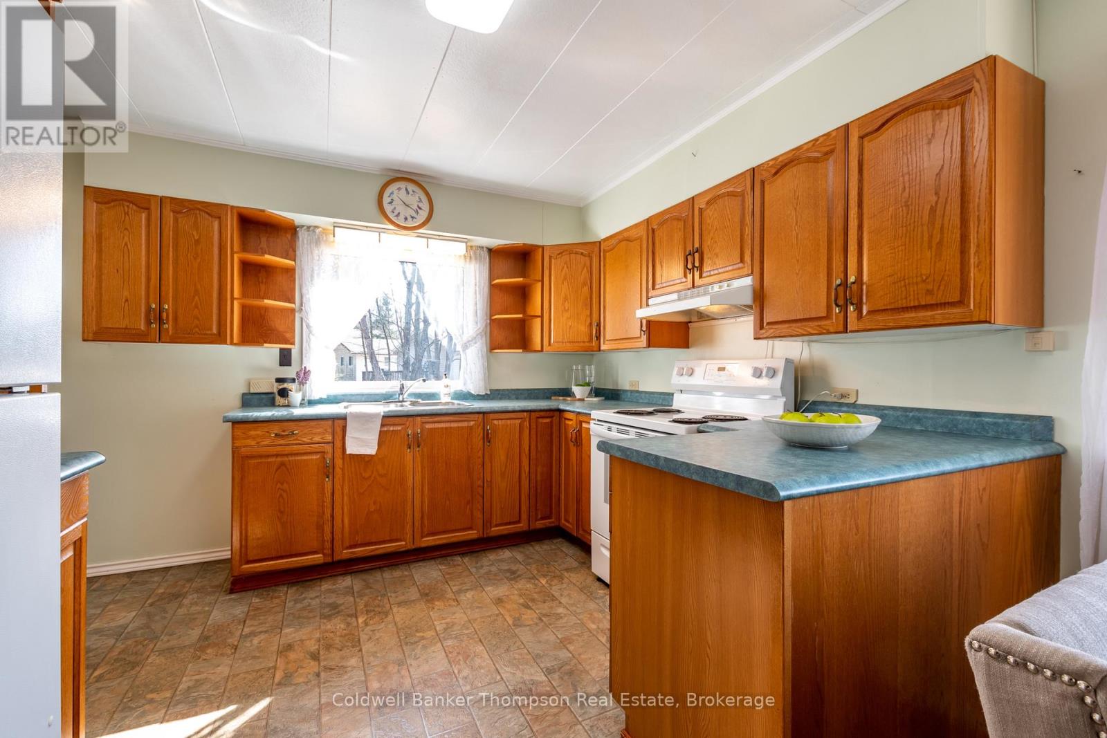 66 Hanes Road, Huntsville, Ontario  P1H 1M3 - Photo 6 - X12125254