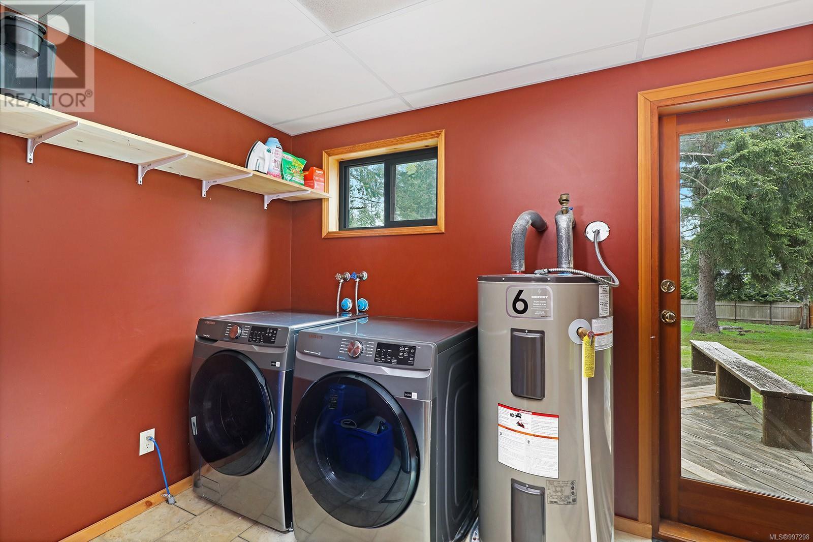 5868 Bates Rd, Courtenay, British Columbia  V9J 1W6 - Photo 36 - 997298