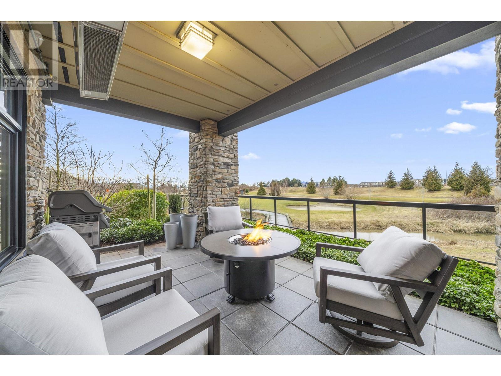 Property at 105 4977 SPRINGS BOULEVARD image 3