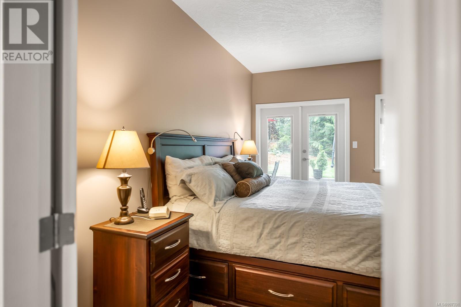 6503 Walker Frontage Rd, Fanny Bay, British Columbia  V0R 1W0 - Photo 45 - 997331