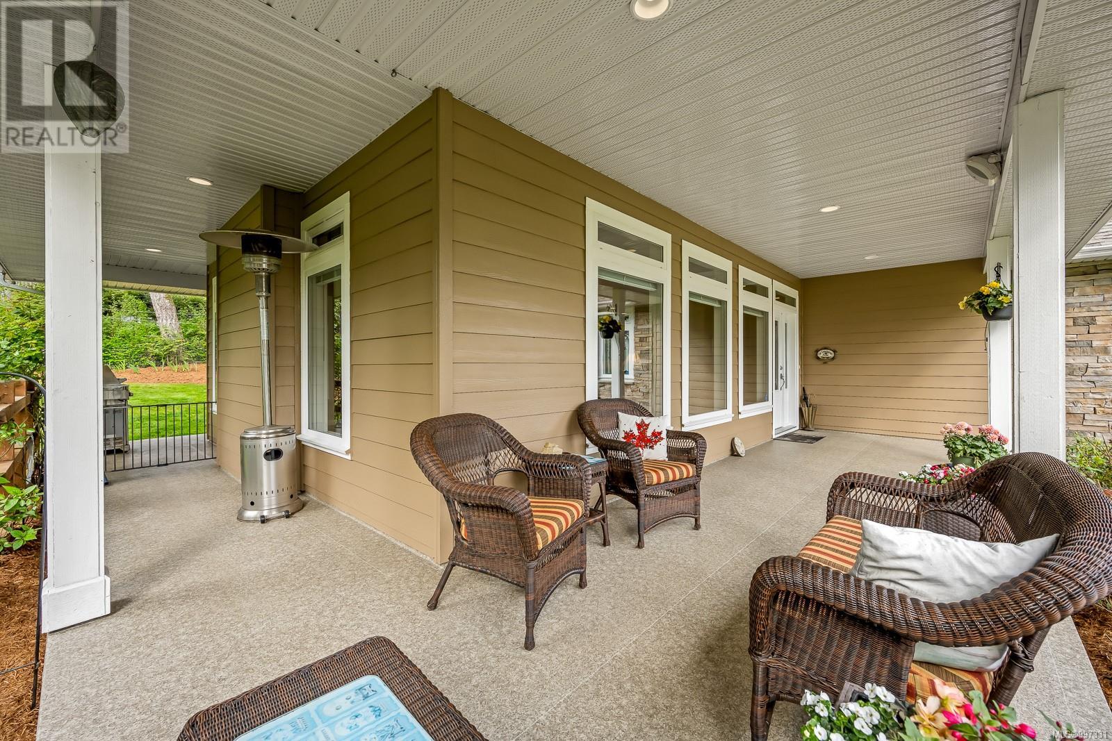 6503 Walker Frontage Rd, Fanny Bay, British Columbia  V0R 1W0 - Photo 70 - 997331