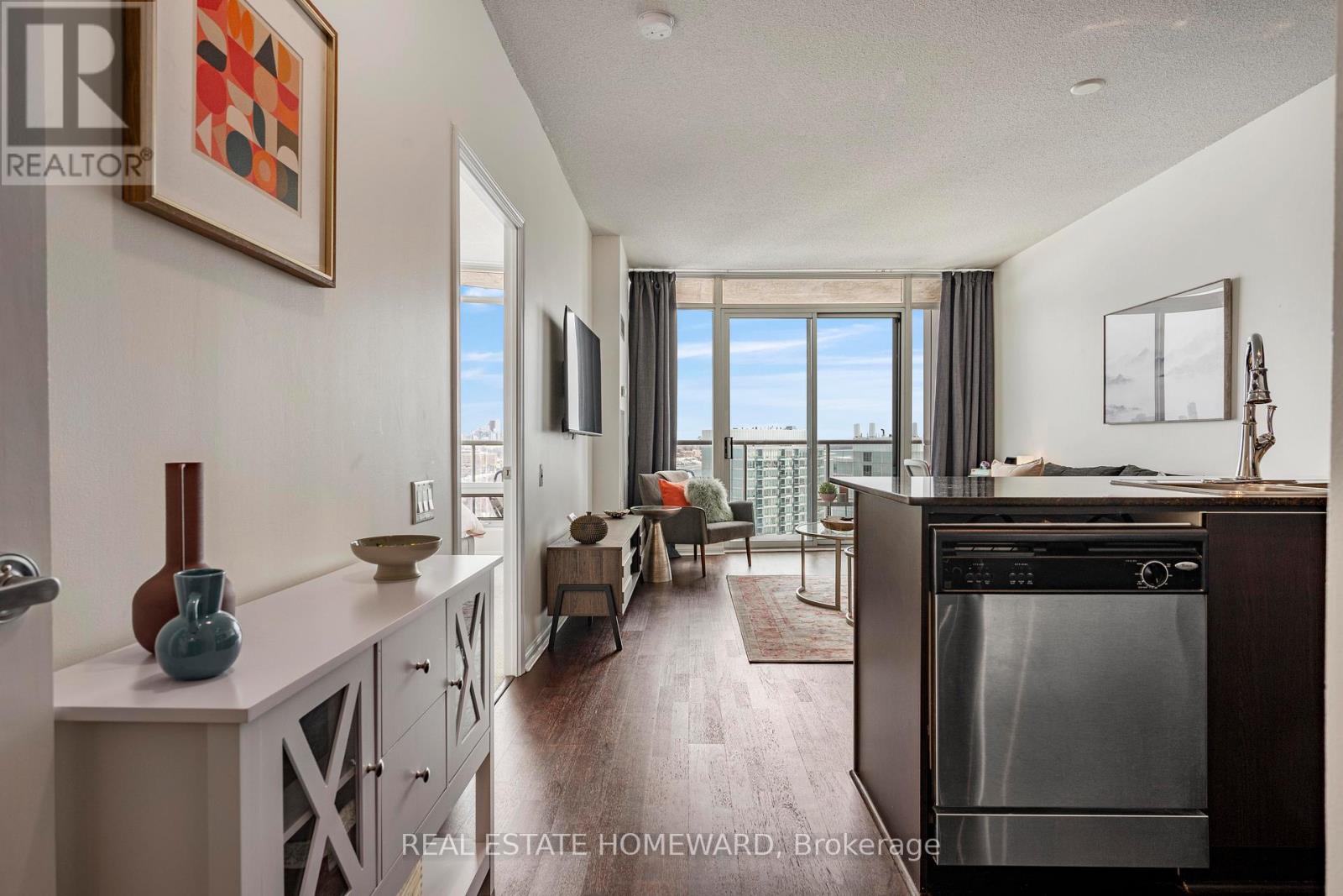 2107 - 15 Windermere Avenue, Toronto, Ontario  M6S 5A2 - Photo 4 - W12125108