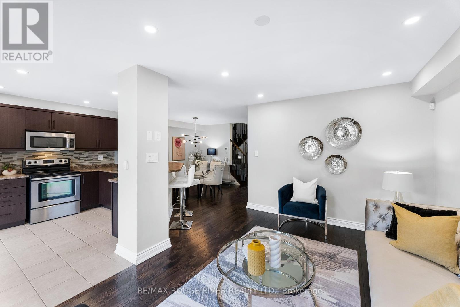 1852 Liatris Drive, Pickering, Ontario  L1X 0A4 - Photo 6 - E12125190