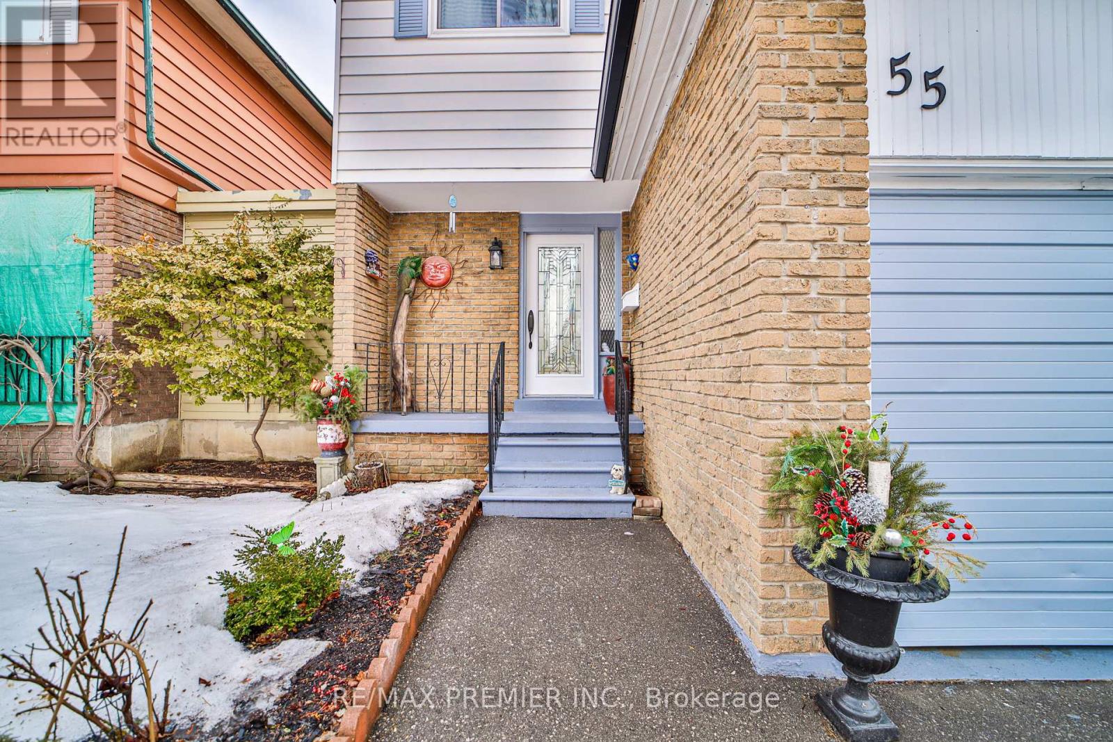 Property at 55 LOSCOMBE DRIVE image 2