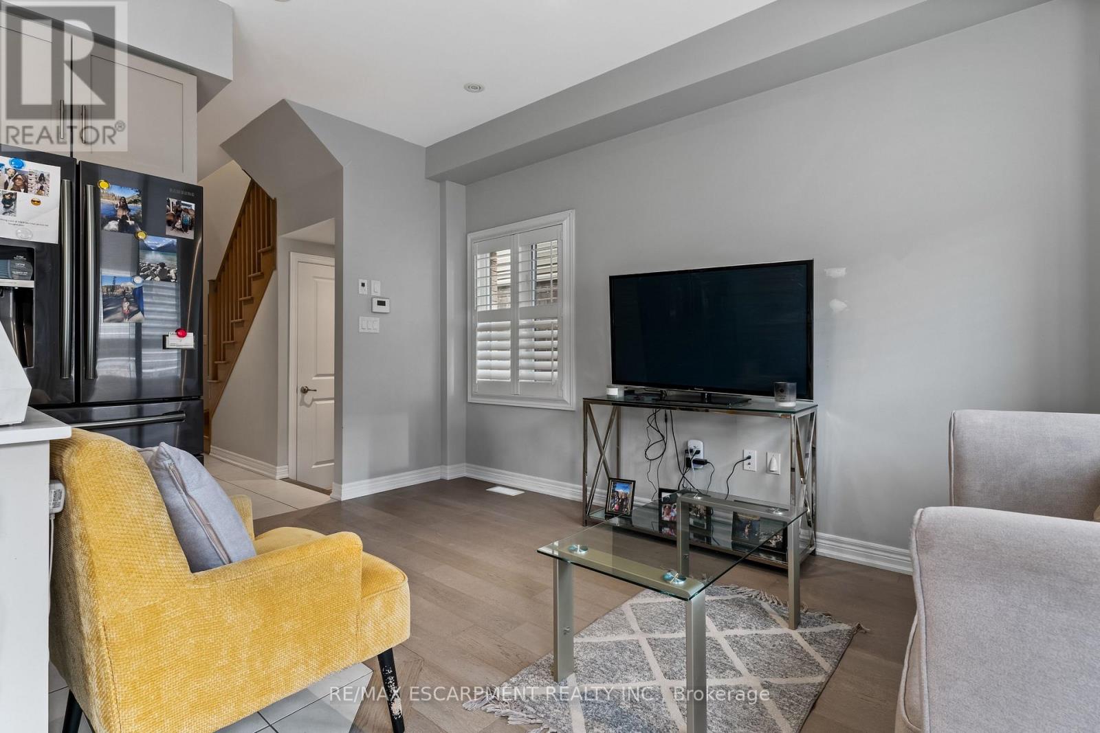 20 - 377 Glancaster Road, Hamilton, Ontario  L9G 0G4 - Photo 7 - X12125095