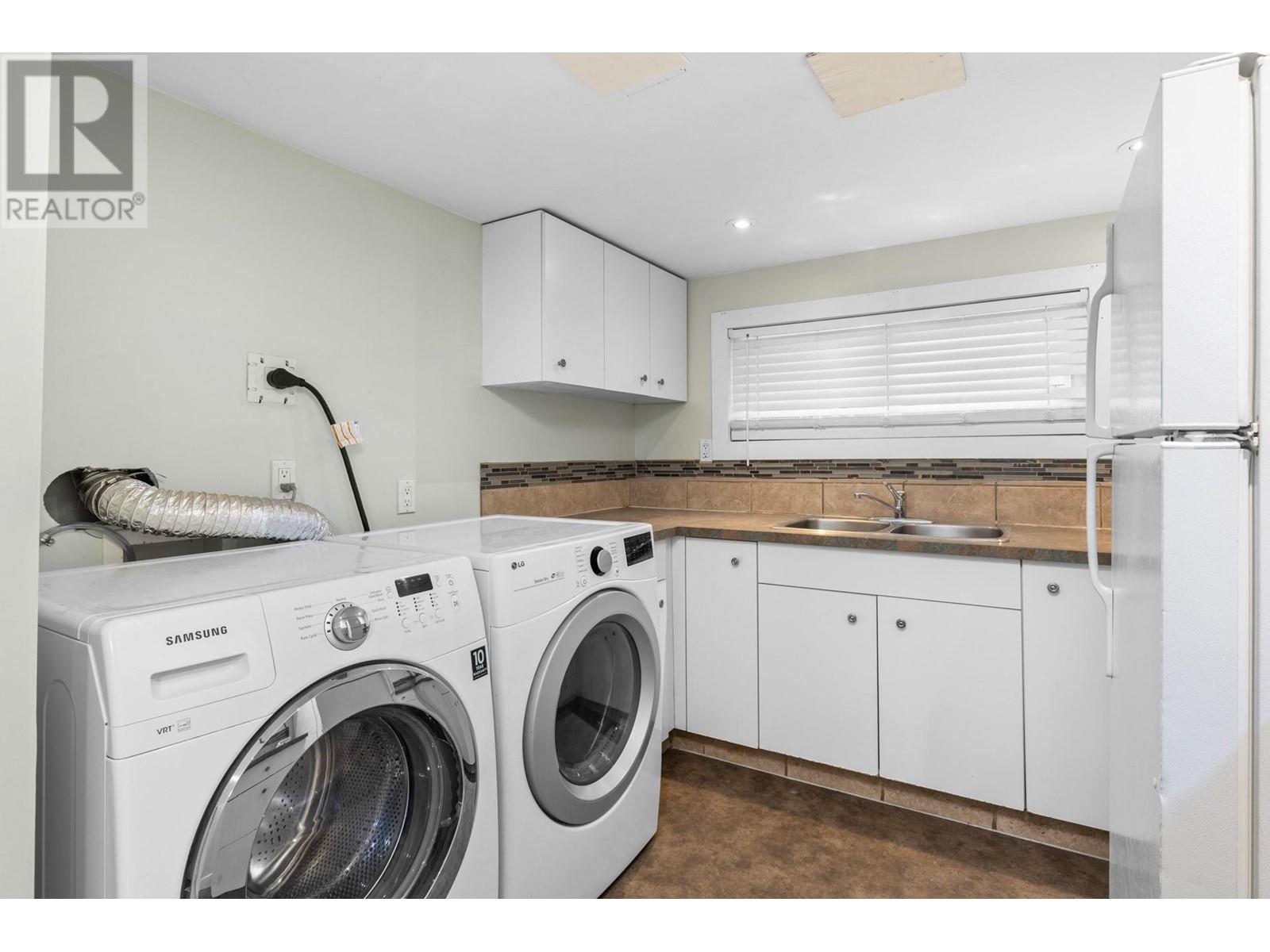 1355/1357 Sylvania Crescent, Kelowna, British Columbia  V1X 5J4 - Photo 11 - 10345802