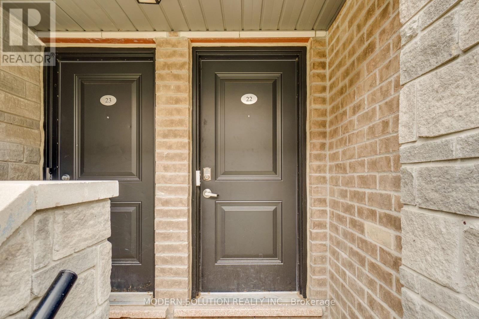 22 - 200 Veterans Drive, Brampton, Ontario  L7A 4S6 - Photo 8 - W12125130