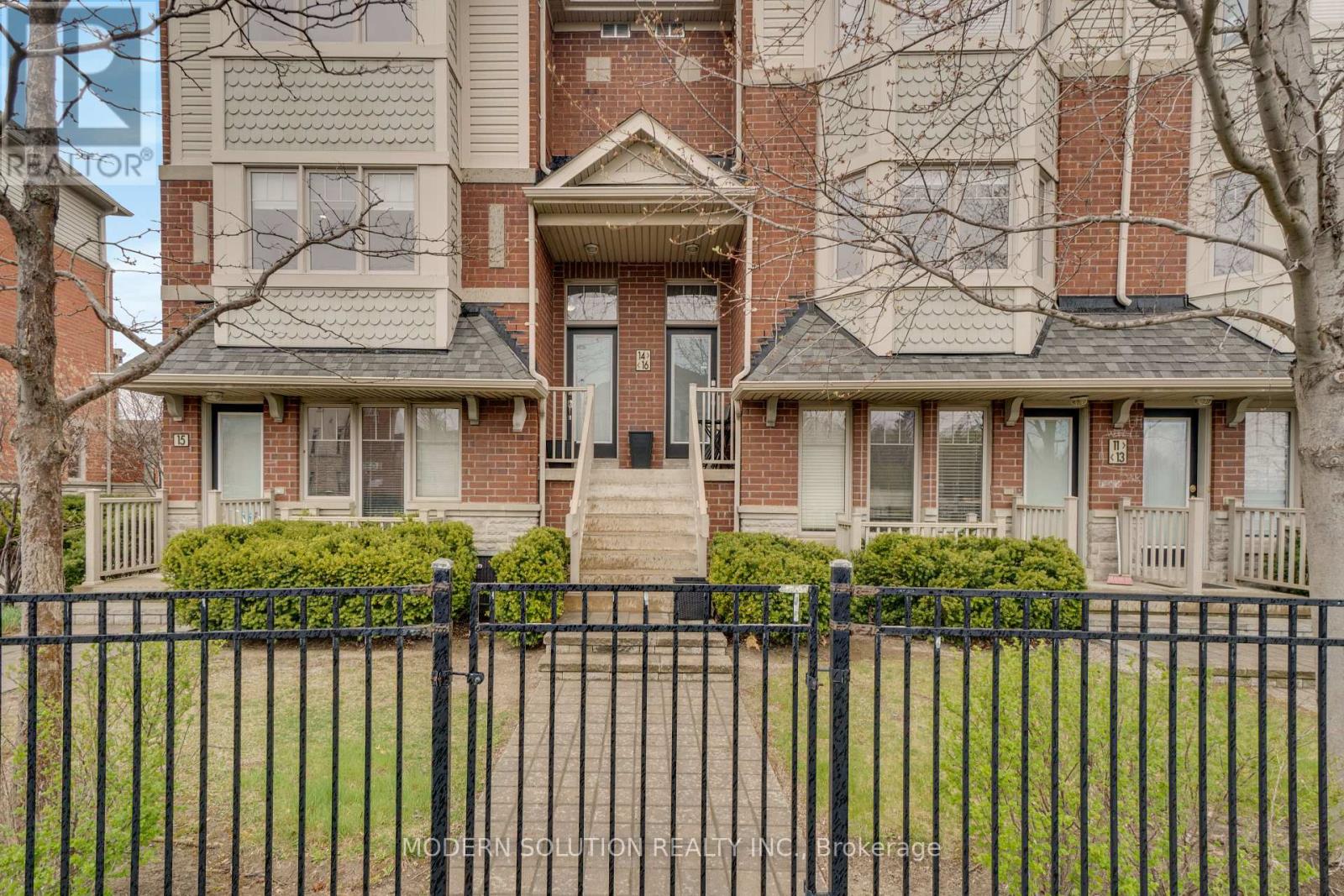 16 - 3355 Thomas Street, Mississauga, Ontario  L5M 0P7 - Photo 2 - W12125185