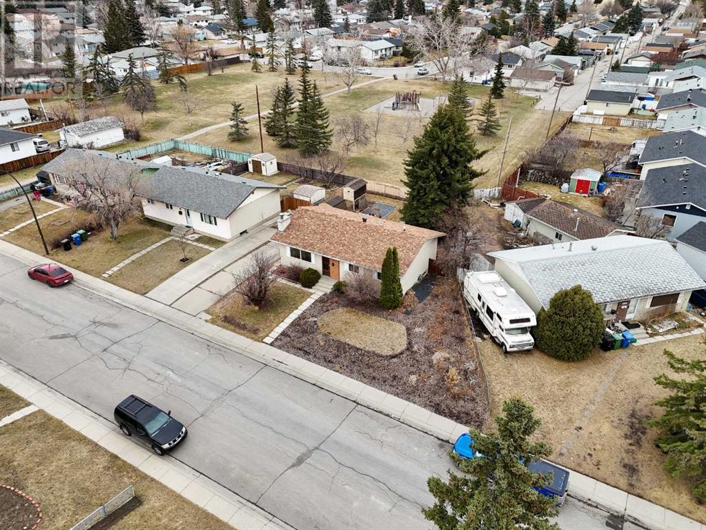Property at 14 Marwood Circle NE image 3
