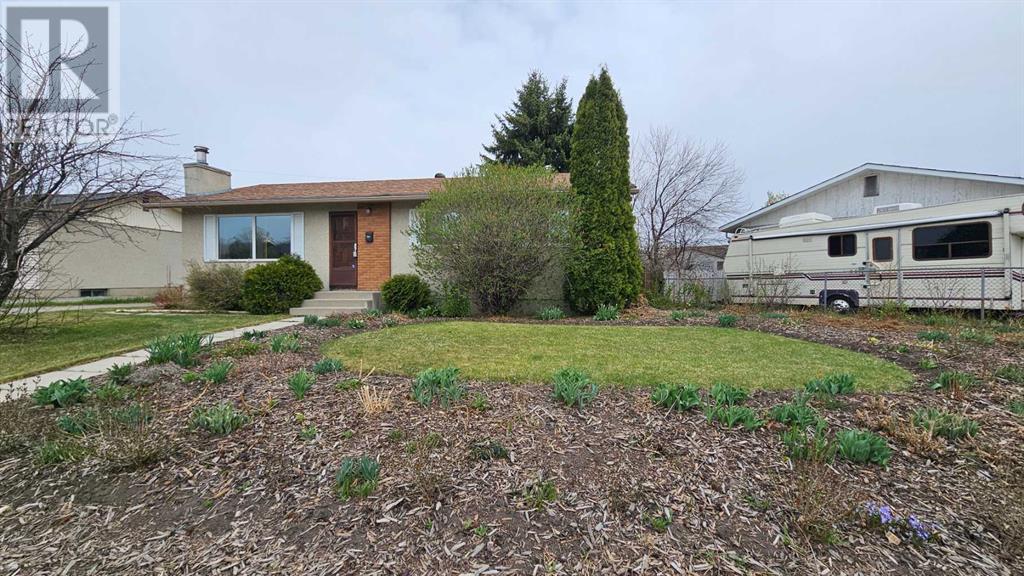 Property at 14 Marwood Circle NE image 2