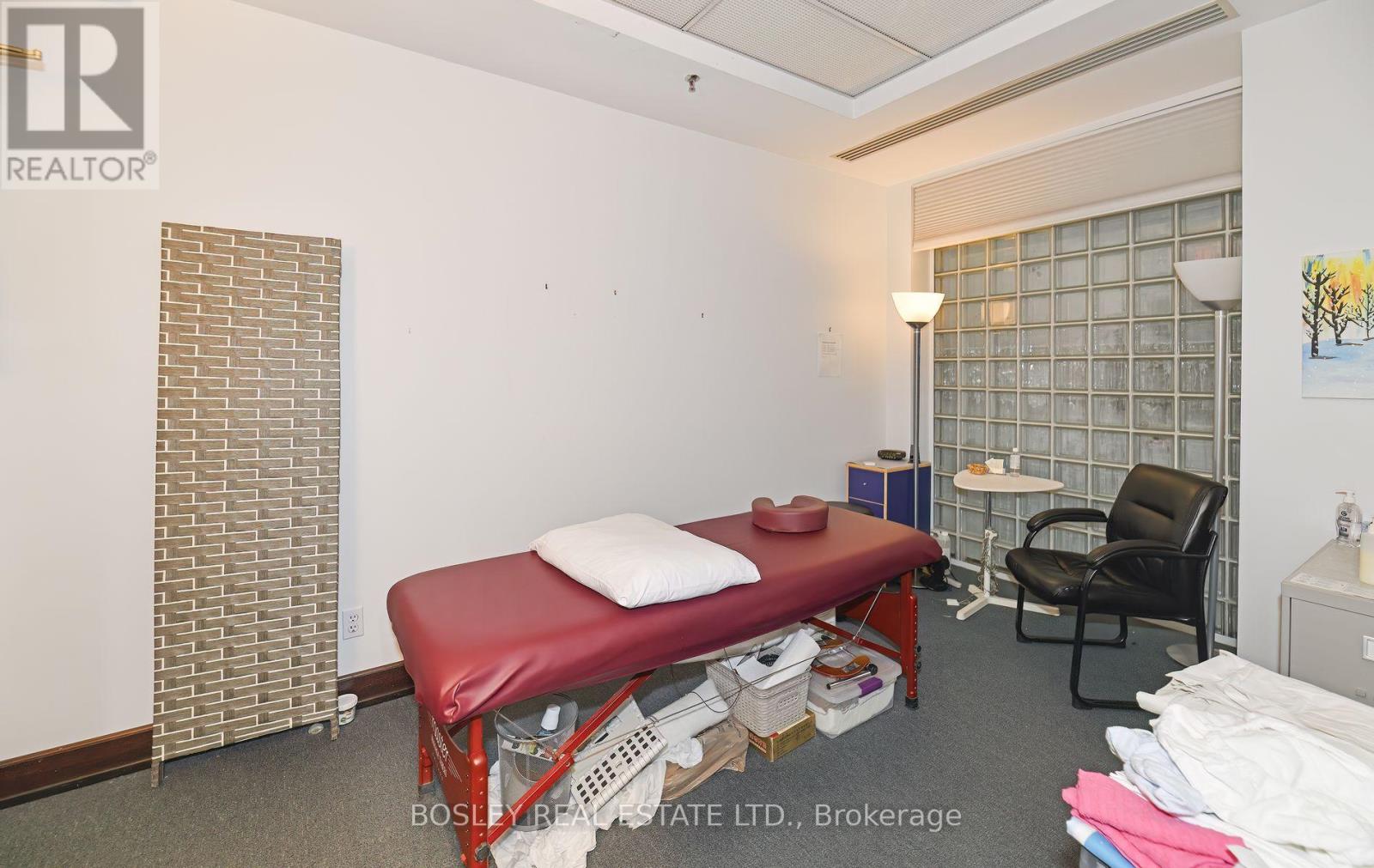 402 - 421 Bloor Street E, Toronto, Ontario  M4W 3T1 - Photo 10 - C12124419