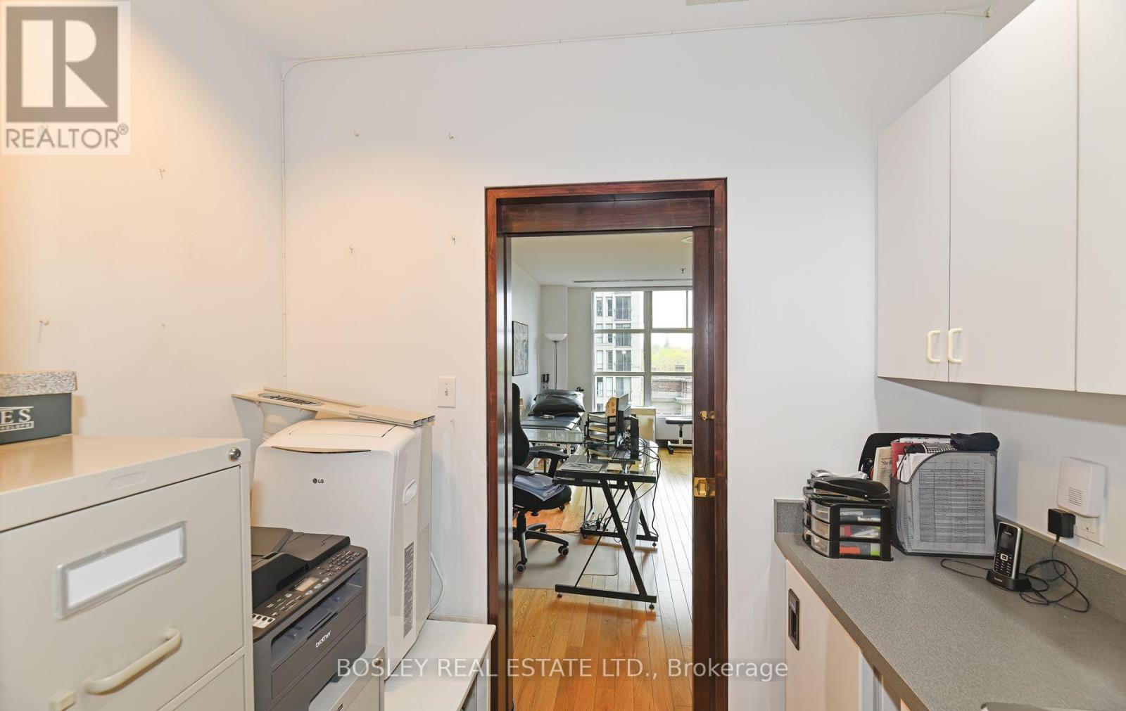 402 - 421 Bloor Street E, Toronto, Ontario  M4W 3T1 - Photo 12 - C12124419