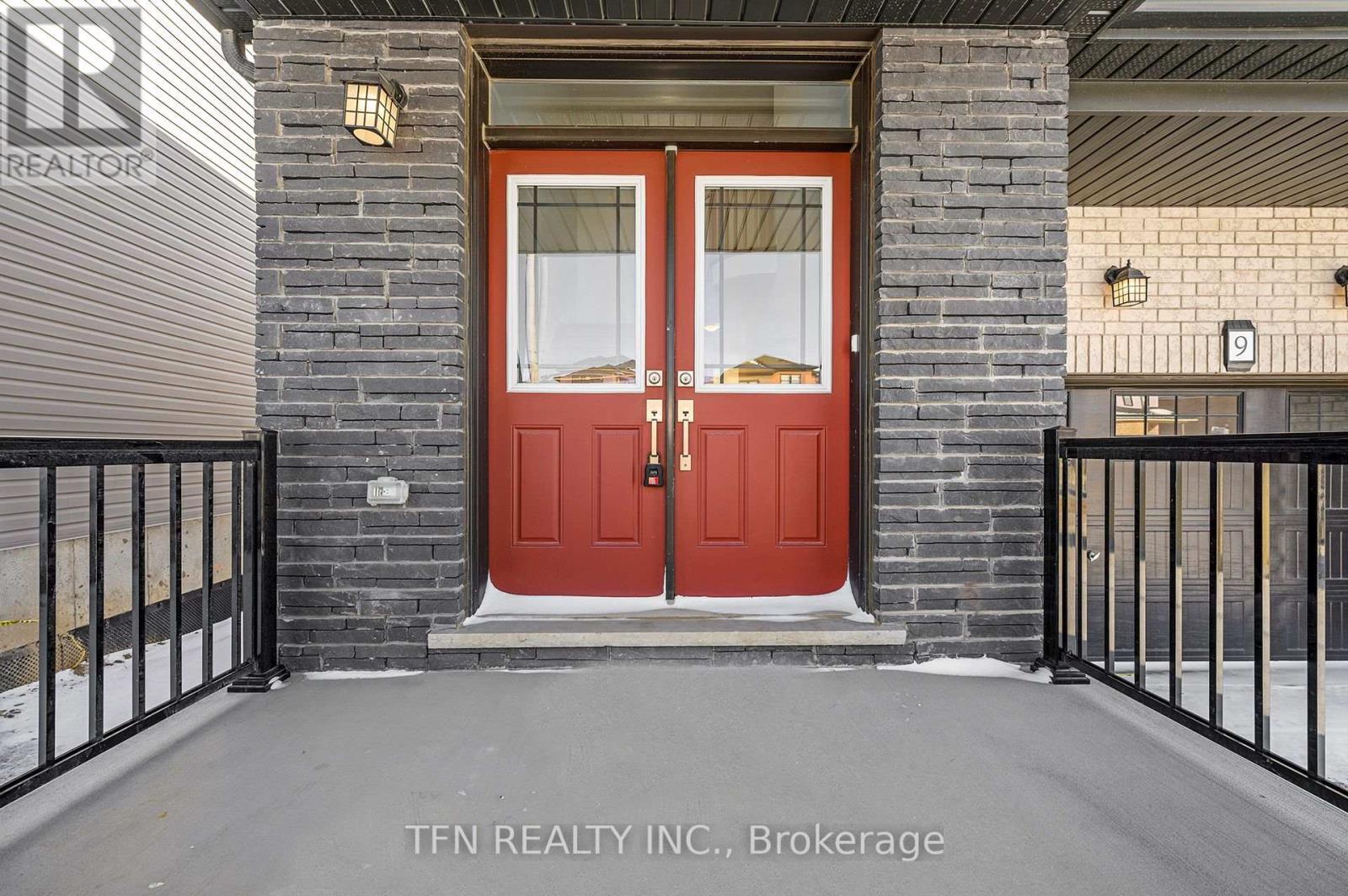 Property at 9 STANLEY AVENUE image 3