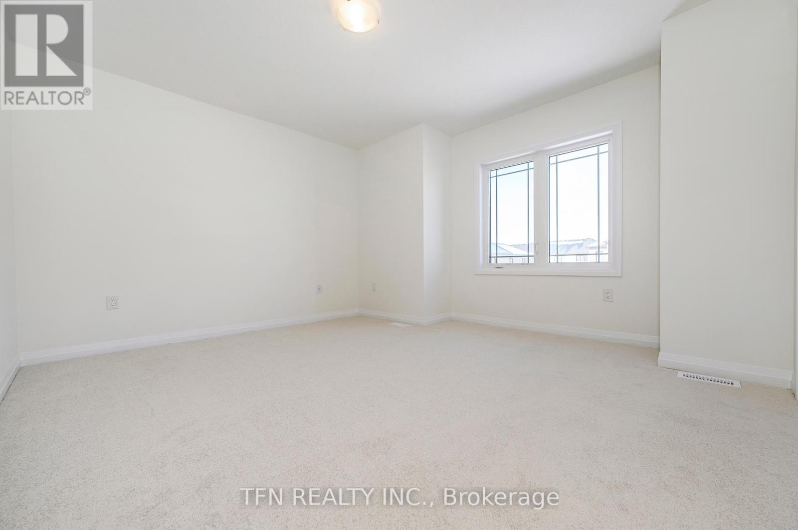 9 Stanley Avenue, Haldimand, Ontario  N3W 0J9 - Photo 30 - X12125119