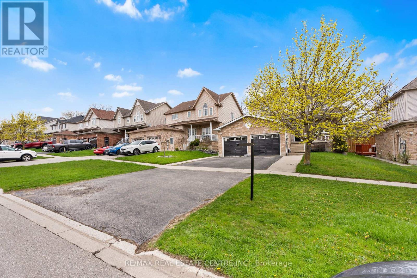Property at 155 ELMIRA ROAD N image 2