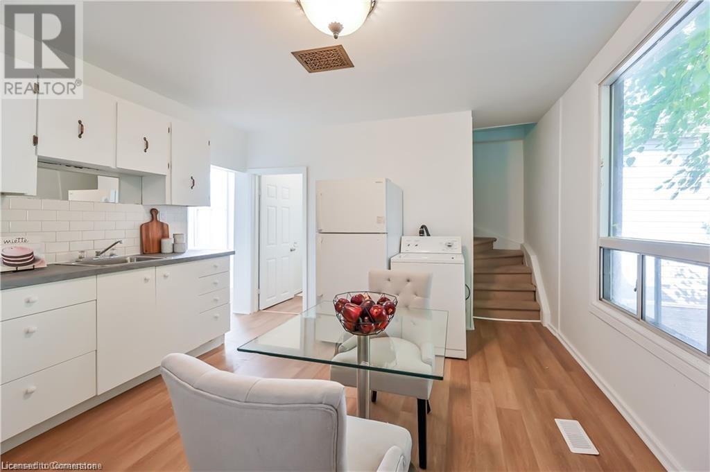 1251 Cannon Street E, Hamilton, Ontario  L8H 1V2 - Photo 8 - 40703821