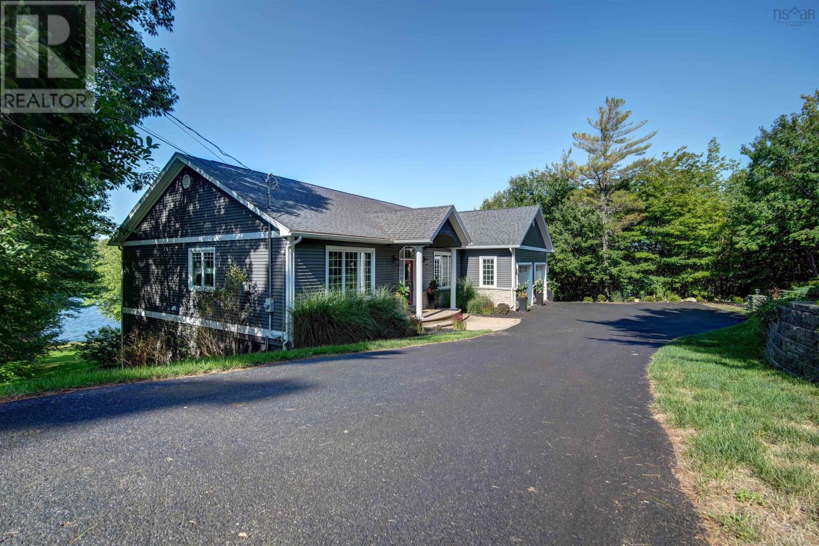Property at 322 Piggott Avenue image 2