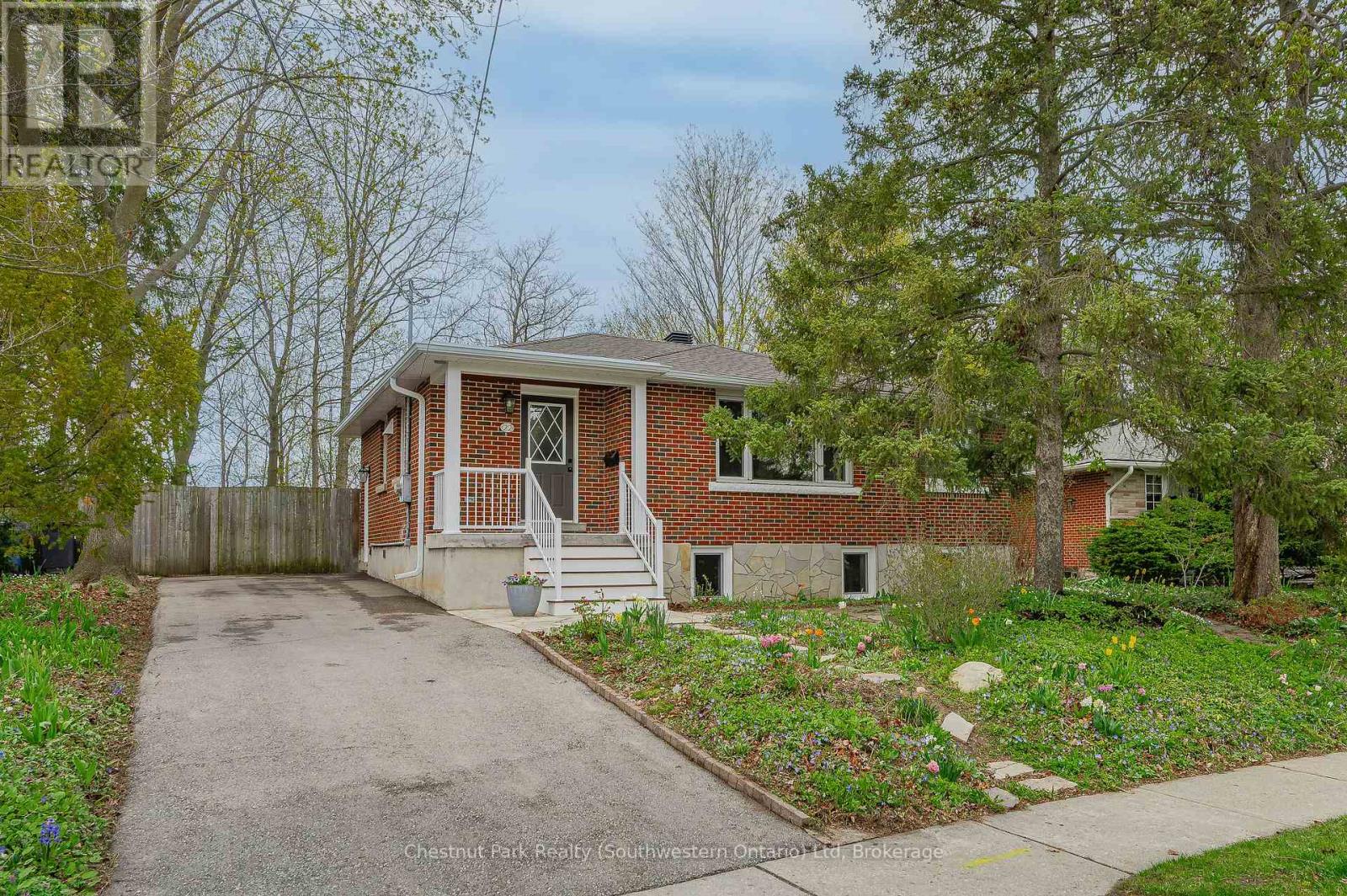 Property at 22 HAMEL AVENUE image 1