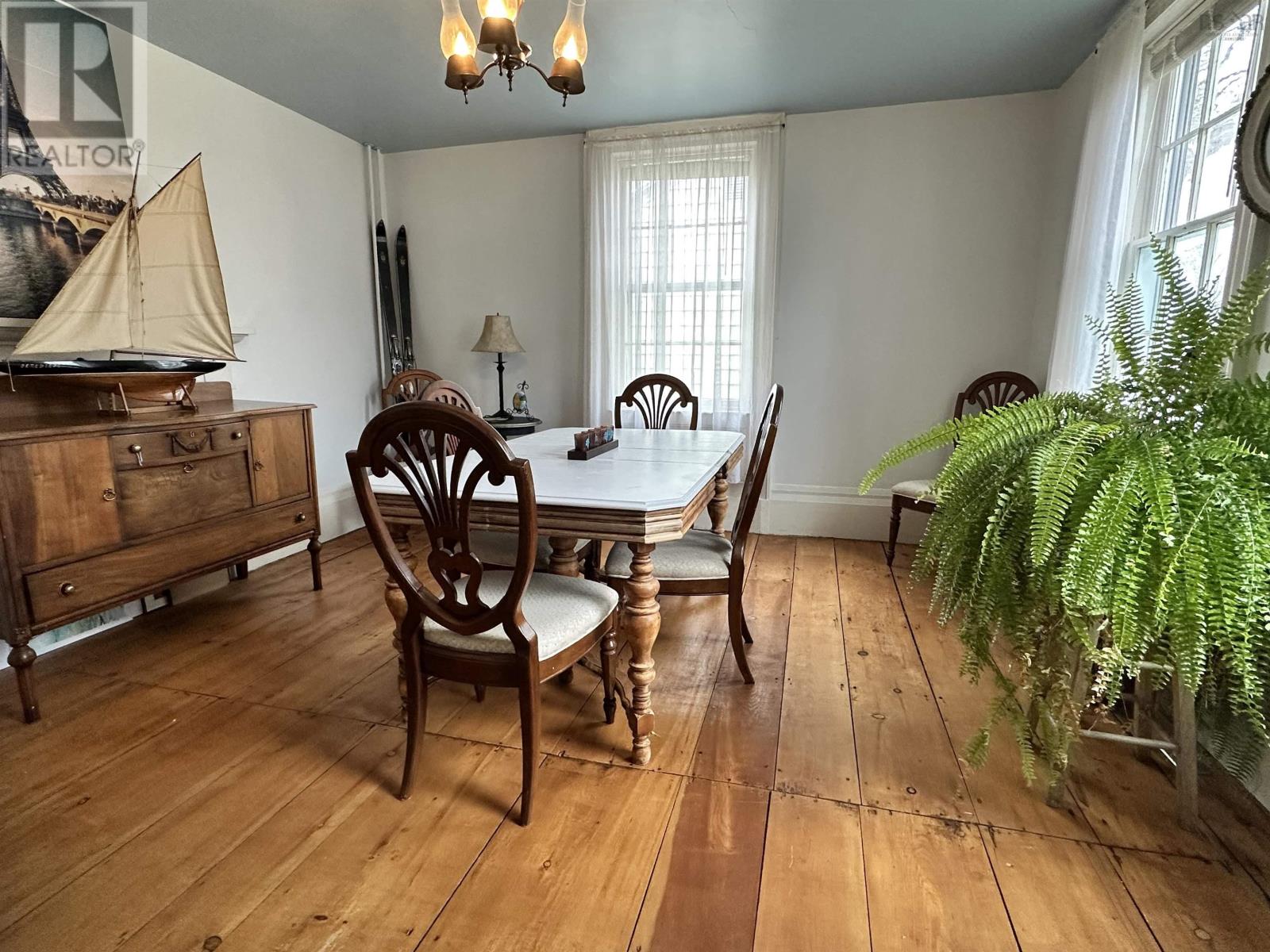475 Main Street, Liverpool, Nova Scotia  B0T 1K0 - Photo 11 - 202509920