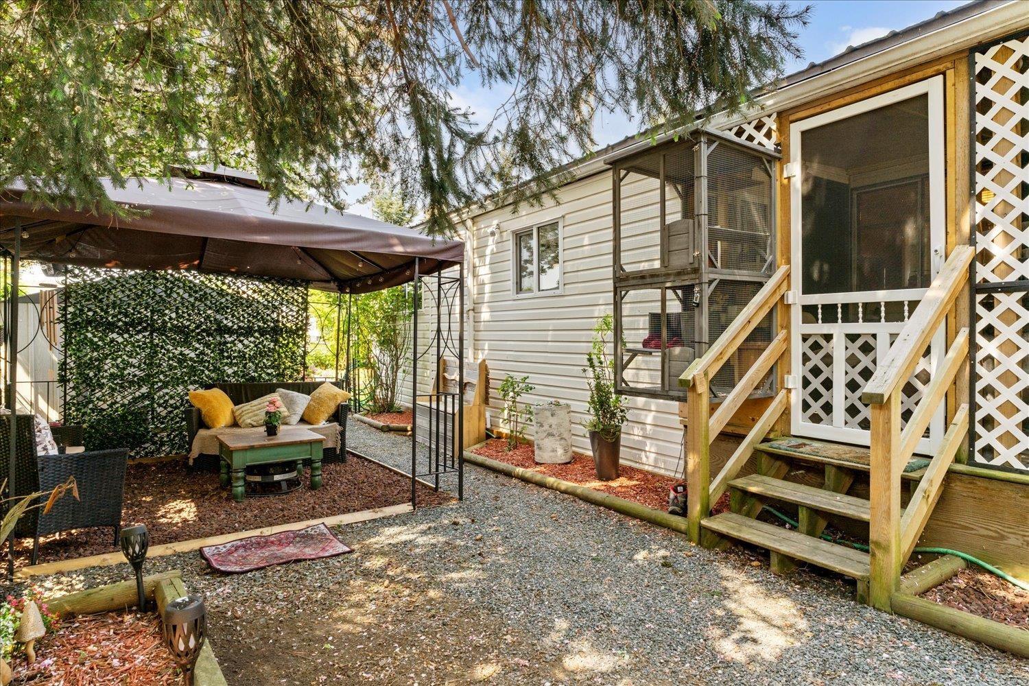 Property at 45640 WATSON ROAD image 3