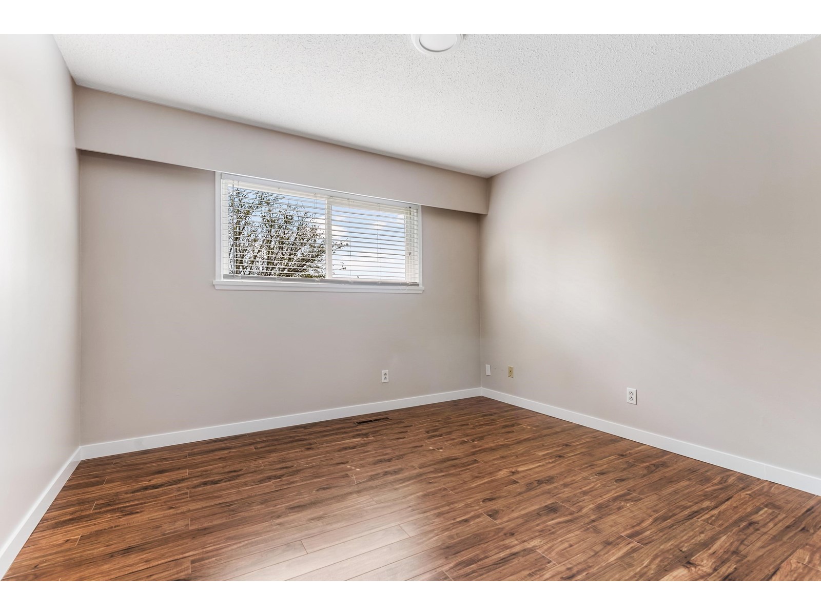 46350 Chilliwack Central Road, Chilliwack Proper South, Chilliwack, British Columbia  V2P 1J9 - Photo 22 - R2998031