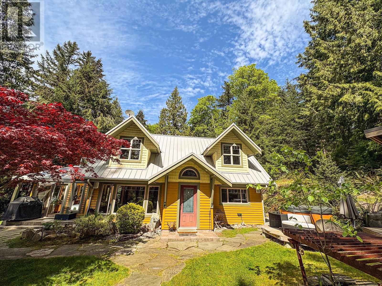 Property at 484 SHAWANABE ROAD image 1